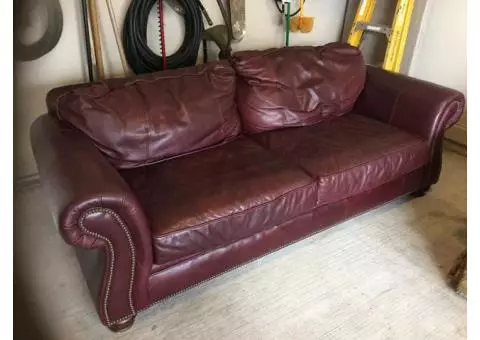 Solid furniture in great condition.
